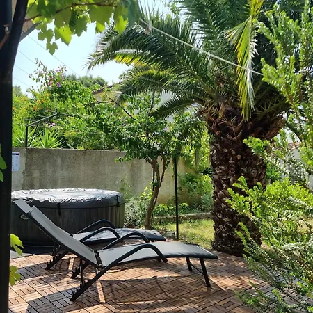 Holiday home Hizica Pupo *